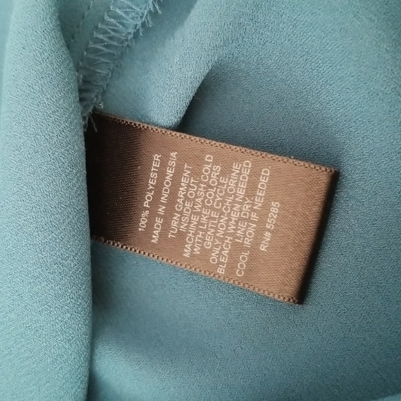 Express Teal Blouse - Picture 6 of 7